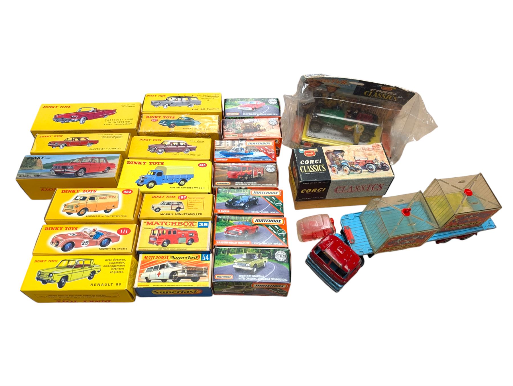 Collection of boxed Matchbox and Dinky Toys diecast vehicles, including Corgi Classics The World of Wooster, together with an unboxed Chipperfields Circus 1139 Scammel MK3