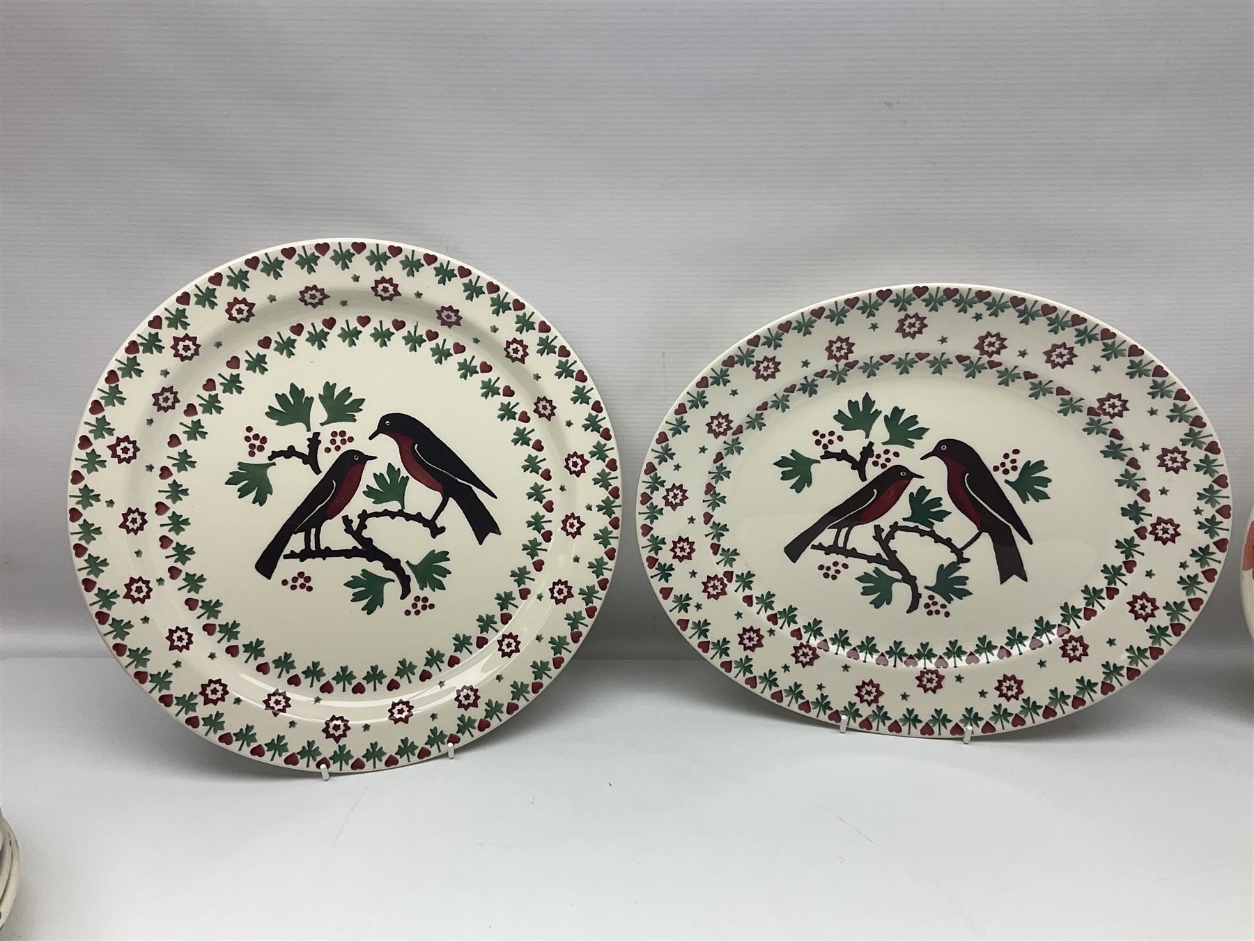 Emma Bridgewater ceramics, to include Christmas Joy Robin pattern meat platter, serving plate, bowl and two mugs, Anenome pattern jug, dinner plate, mug and three bowls, polka dot pasta bowl and two Wallflower pattern pasta bowls, largest D33.5cm