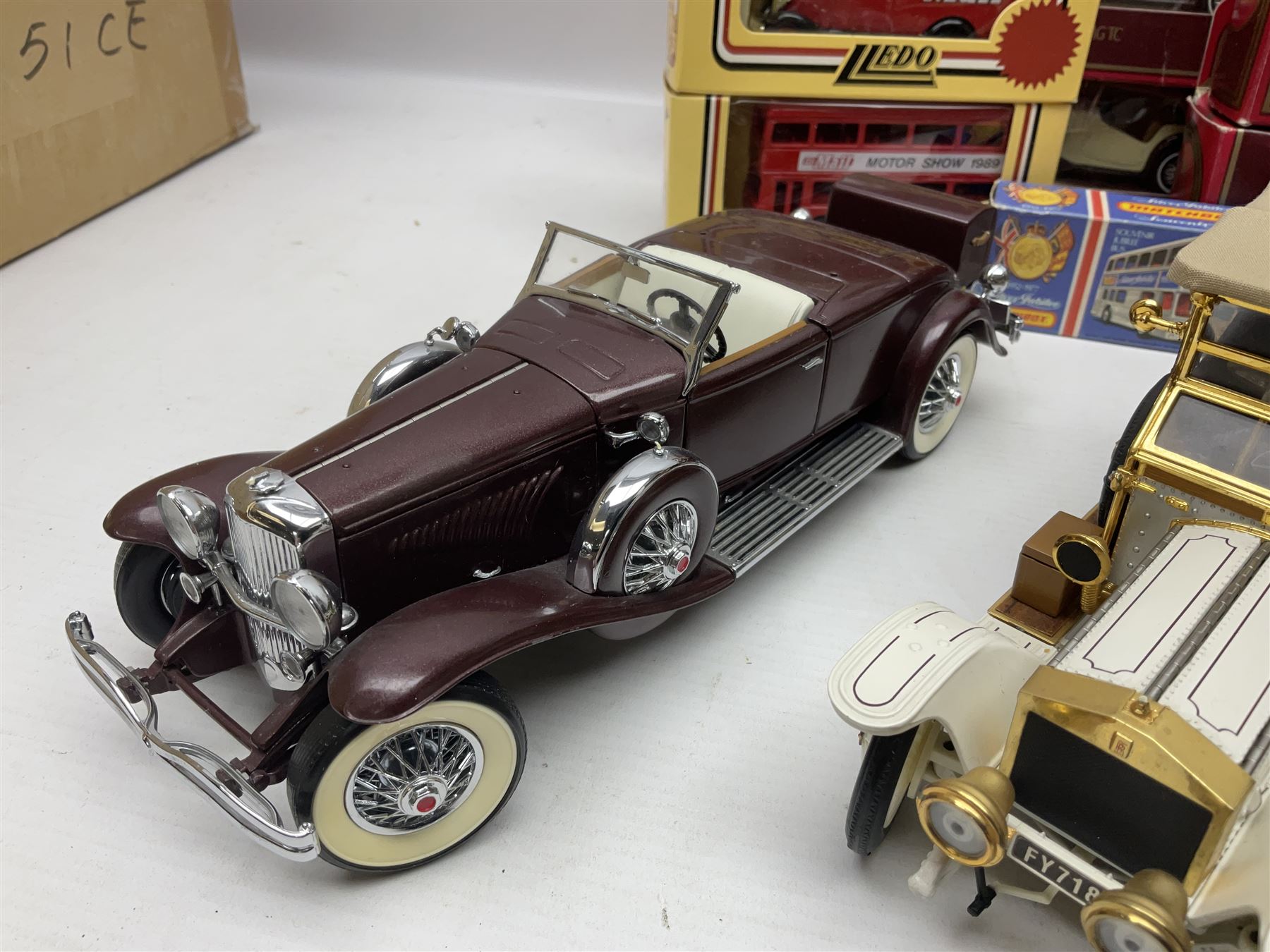 Franklin Mint | 1:24 Bentley 0 VI 1⁄24 scale Four Mk model