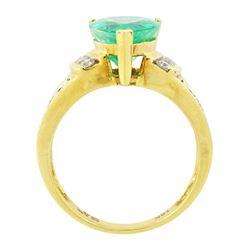 18ct gold Colombian emerald and diamond ring by Iliana, single pear cut emerald of approx 3.25 carat, with three round brilliant cut diamonds set either side and diamond set shoulders, hallmarked, total diamond weight 0.53 carat