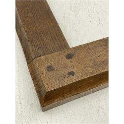 'Mouseman' 1930s/40s tooled oak fire fender, carved with mouse signature, by Robert Thompson of Kilburn