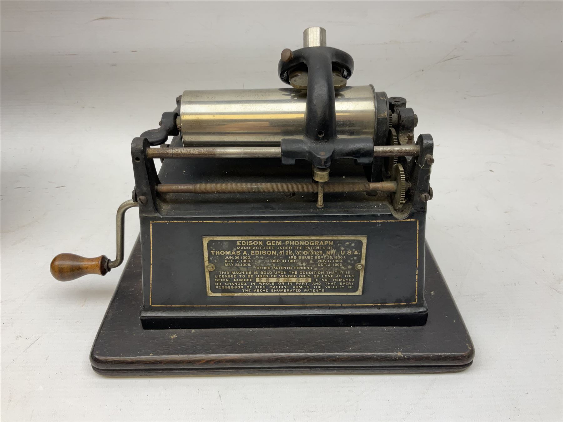 Edison Gem wind up phonograph, serial number 255655, with horn and eight cylinders, H21cm