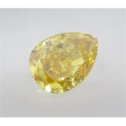 Certified loose fancy coloured pear shaped diamond, fancy 'orangy yellow' colour of 1.07 carat, with GIA report