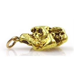 Gold nugget pendant, approx 15.1gm