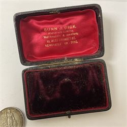 Queen Victoria 1889 double florin, 1893 shilling, King Edward VII 1904 florin etc, in a small vintage jewellery box
