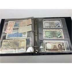 World banknotes, including Queen Elizabeth II The States of Jersey one pound 'DB202703', five pounds 'BB527762' and ten pounds 'AB651481', reserve bank of New Zealand two dollars '1L3 741894', King George V Straits Settlements one dollar 1st January 1935 'F/83 28924', various Bank of England notes etc, housed in two ring binder albums