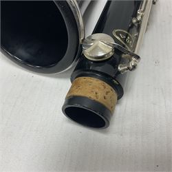 American Vito Reso-Tone 3 clarinet, serial noB75523; in fitted carrying case 