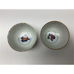 19th century and later Chinese ceramics, to include footed bowl, with hand painted floral and foliate decoration, with pierced lattice work border, upon three bracket feet, together with Chinese export porcelain rice bowl and cover, decorated in enamel with cockerels, against floral and foliate ground, three floral tea bowls and similar plate, largest D17.8cm