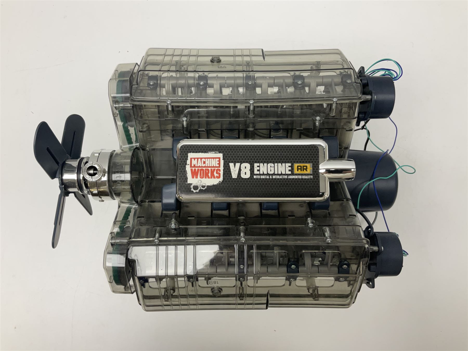 Machine Works battery operated model of a V8 car engine featuring working parts, sound and illuminating spark plugs L29cm