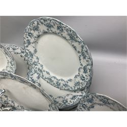 Late 19th/early 20th century Bishop & Stonier Torbay pattern dinner service, comprising Eleven dinner plates, 12 tea plates, two meat platters of various sizes, two serving dishes, two sauce boats and stands, eleven side plates, two large covered tureens, two small covered tureens and two ladles (48)