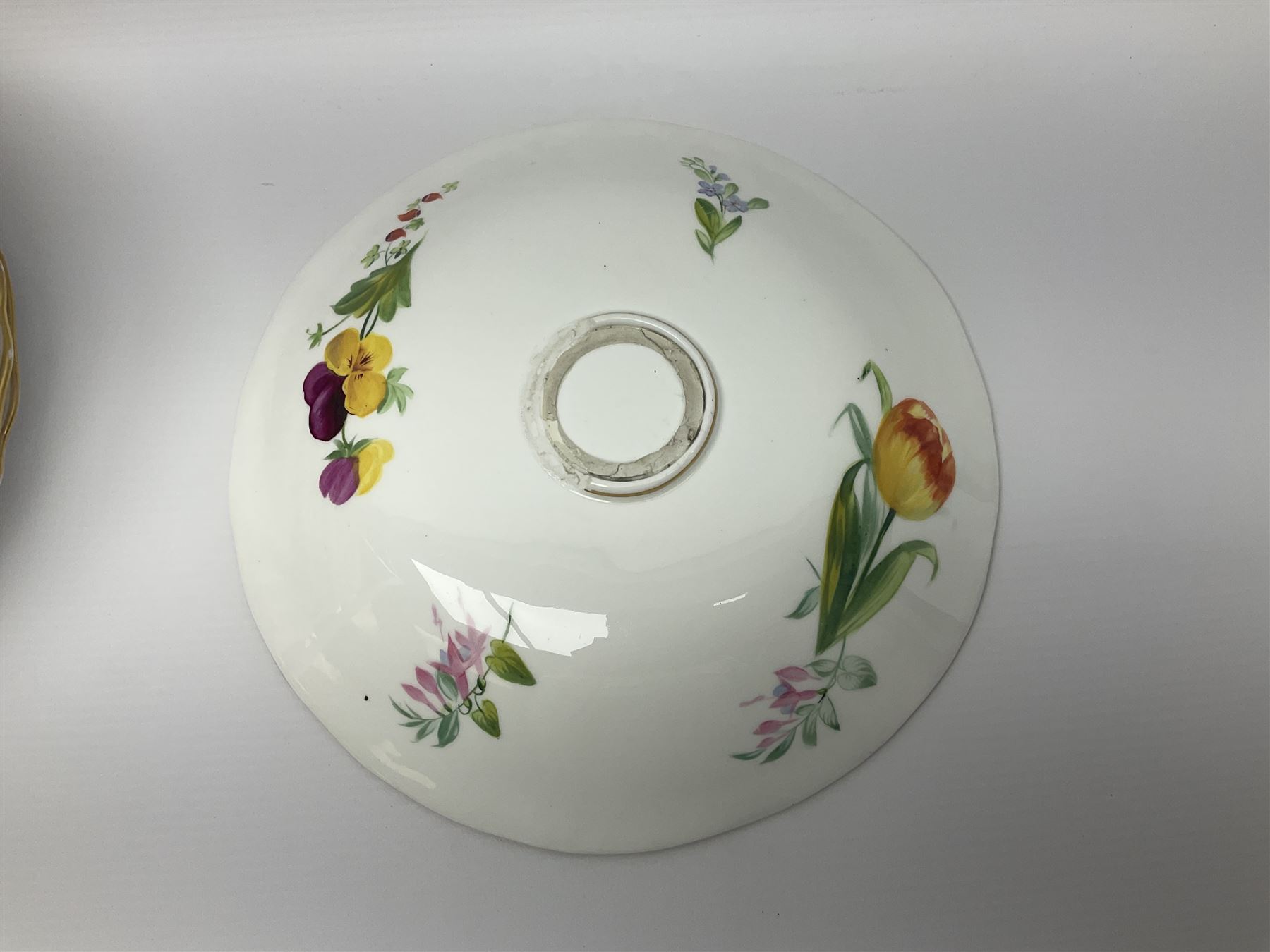 Victorian Copeland, Botanical dessert service, decorated with floral sprigs to the centre with a pink and gilt border, comprising five comports and seven plates, largest comport H20cm, plate D22cm