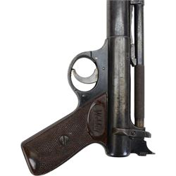 Webley Senior .22 air pistol, batch 209, the air chamber marked The Webley Senior, made in England, Webley & Scott Ltd Birmingham 4, Webley Patent, with checkered grip, H14cm, L19cm, together with book Webley Air Pistols; their history and development by Gordon Bruce 