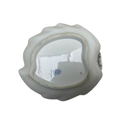 Herend porcelain leaf shaped dish, decorated in the Chinese pattern, printed mark to base