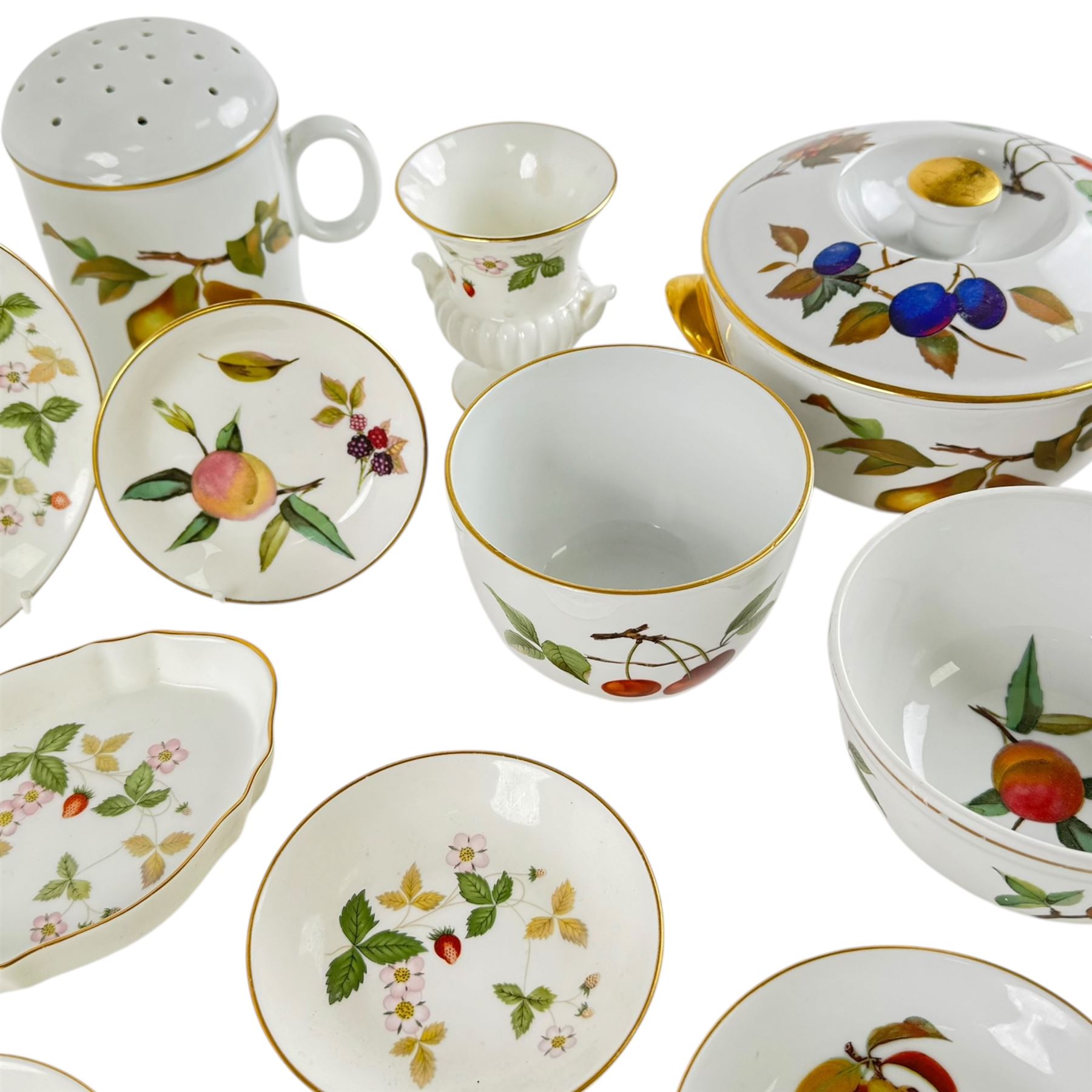 Wedgwood Wild Strawberry and Royal Worcester Evesham ceramics, including miniature teapot, jars, trinket dishes, etc