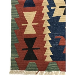  Old Turkish Kilim red and green ground rug, 167cm x 116cm  