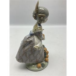 Lladro figure, Miss Valencia, modelled in traditional Valencian dress with basket of oranges, sculpted by Juan Huerta, with original box, no 1422, year issued 1982, year retired 1997, H18cm