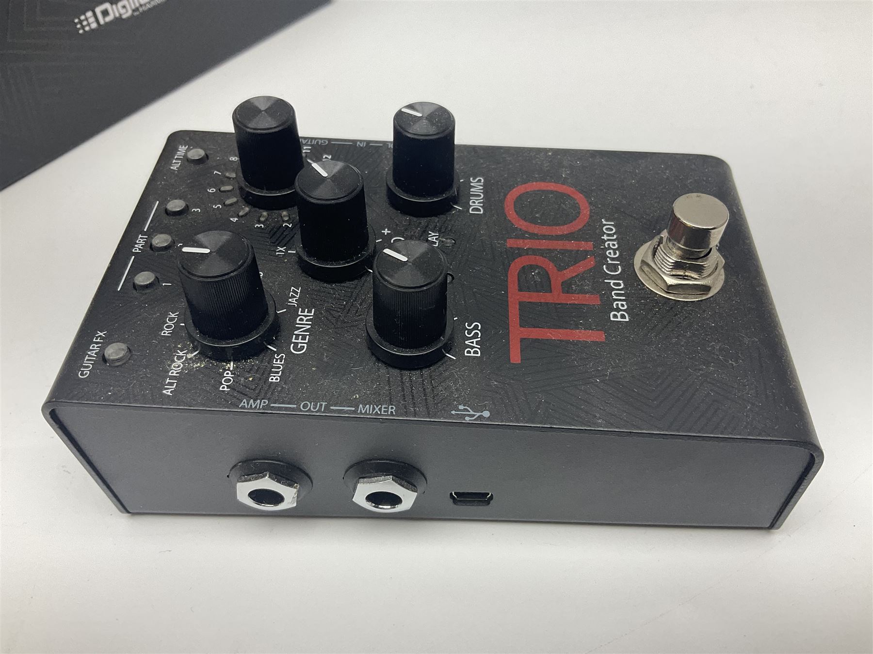 Harman DigiTech Trio Band Creator; boxed with power supply, lead and paperwork; and Pylepro PPDLAI guitar multi effects controller (2)