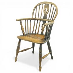 19th century low back elm Windsor armchair, hooped back with pierced central splat and rad...