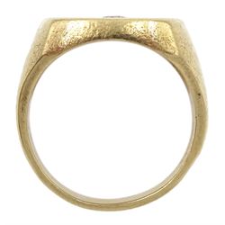 9ct gold gentleman's gypsy set single stone diamond ring, diamond approx 0.25 carat