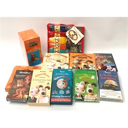  Wallace & Gromit - Limited edition video tape 'A Grand Day Out' sealed in box with original film strip unopened cased set of three video tapes, other video tapes and CD Roms Gromit's Knit Kit, Fun Pack, Cracking Animator etc  