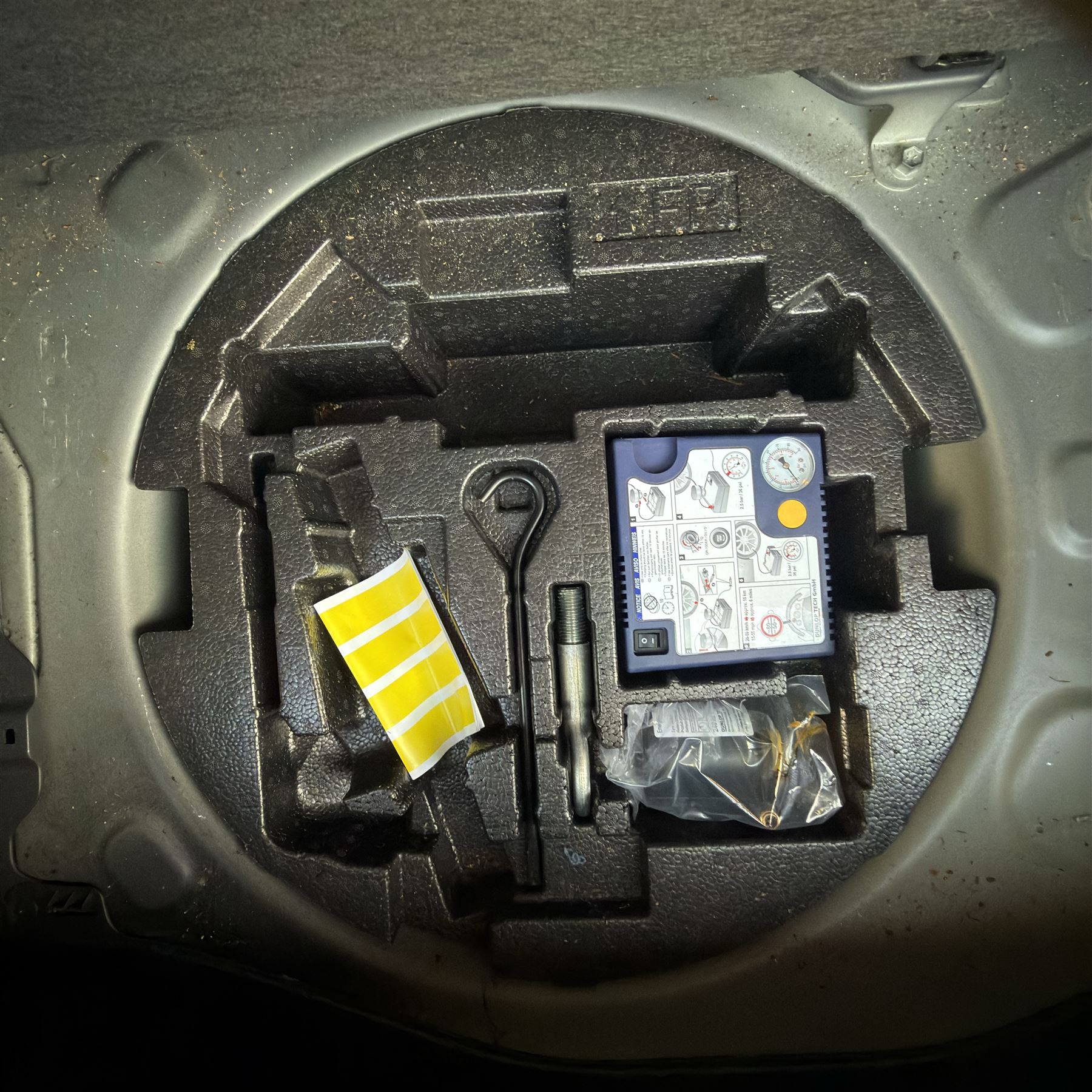 VAUXHALL AGILA HATCHBACK - 1.2 VVT ecoFLEX S 5dr, 2013, Black, Manual, 37600 Miles, (NU13 UPS)