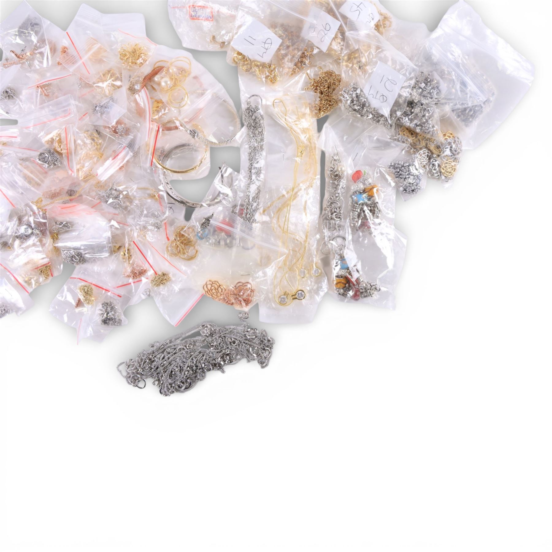 Quantity of costume jewellery, including stud earrings, pendant necklaces, bracelets and bangles etc