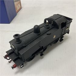 ‘00’ gauge - kit built NBR (Class B-Reid) LNER/BR J35/1/2/4/5 0-6-0 steam locomotive and tender no.64480, finished in BR black with DJH Models box; with further kit built Class J50 0-6-0T locomotive no.68936, finished in BR black (2)