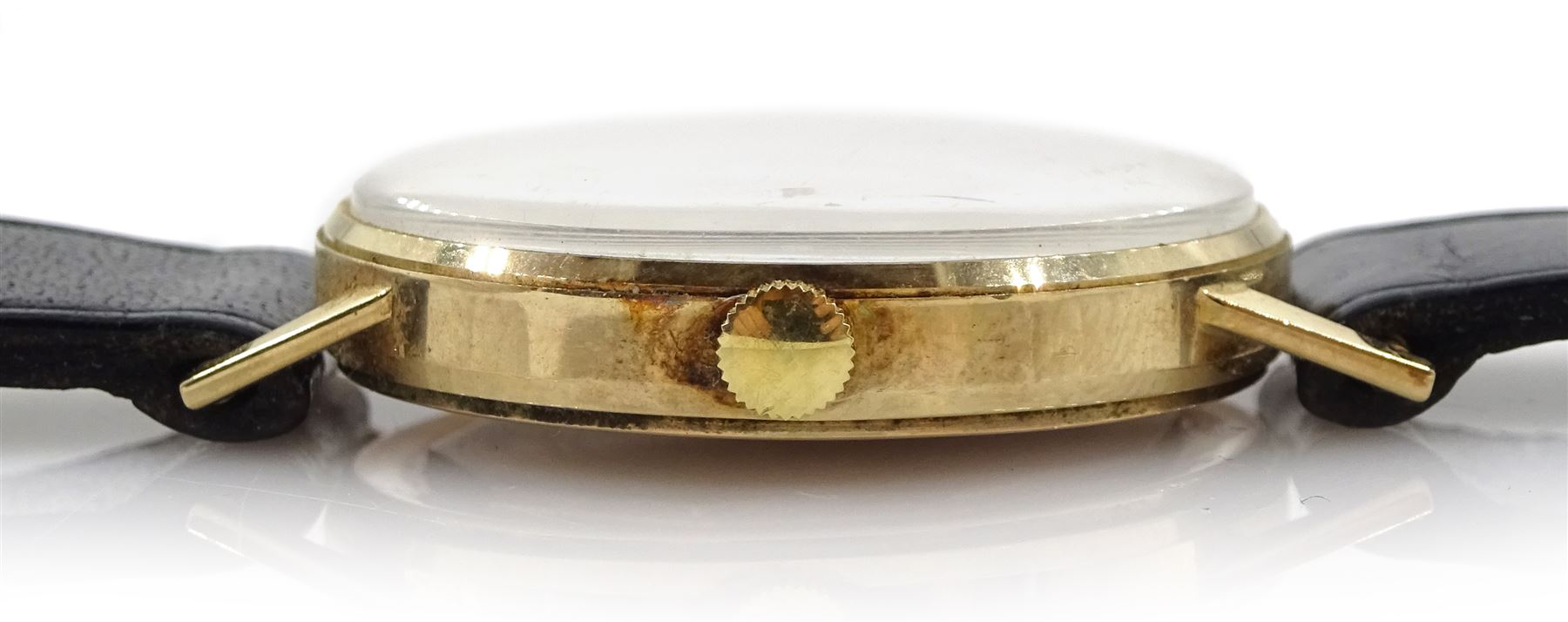 Le Cheminant Incabloc 9ct gold gentleman's manual wind wristwatch, silvered dial with subsidiary seconds dial, stamped 9.375, on original black leather strap