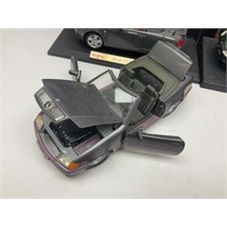 Three Maisto Special Edition 1:18 scale die-cast models - Porsche 550A Spyder, Jaguar 'S' Type and Ferrari 550 Maranello; all boxed; five other unboxed Maisto/Bburago 1:18 scale models; and two Classic Collection lead crystal models of Classic Cars (10)