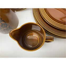 Hornsea Heirloom pattern coffee service for six, comprising of coffee pot, covered sucrier, milk jug, hot water jug, dessert plates, side plates, dinner plates, jug, salt and pepper shakers and serving platter 