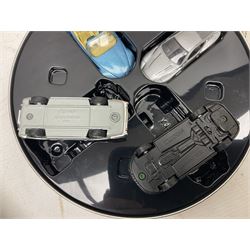 Wodehouse P.G.: Mr. Mulliner Speaking. First American edition 1930; eighteen P.G. Wodehouse paperback books; fourteen James Bond paperback books and Corgi tin of four James Bond die-cast model cars