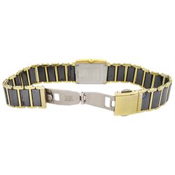 Rado DiaStar jubilé ladies ceramic quartz wristwatch, Ref. 153.0339.3, black dial with diamond dot hour markers and diamond bezel, on integral bracelet, boxed 