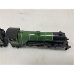 ‘00’ gauge - kit built Class V4 2-6-2 ‘Bantam Cock’ locomotive and tender no.3401 in LNER green