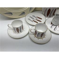 Susie Cooper Hyde Park pattern coffee set, comprising coffee pot, four coffee cans and saucers, dessert plates, together with three plates in a similar design 