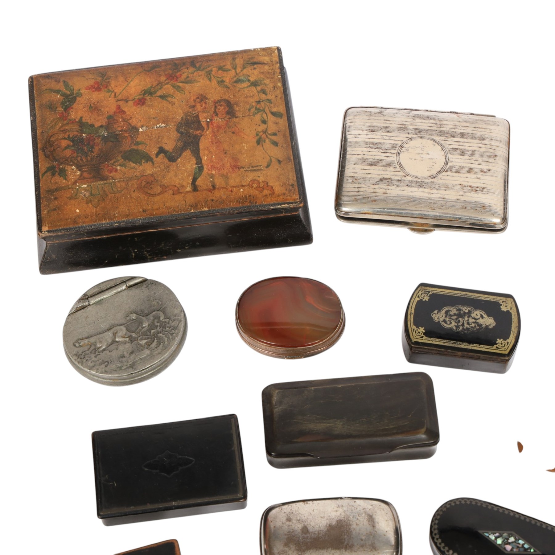 Small collection of snuff boxes, including Victorian papier mache, brass bound agate, pewter snuff box by G. Smith & Sons etc 