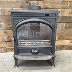  Dovre - multi-fuel cast iron stove