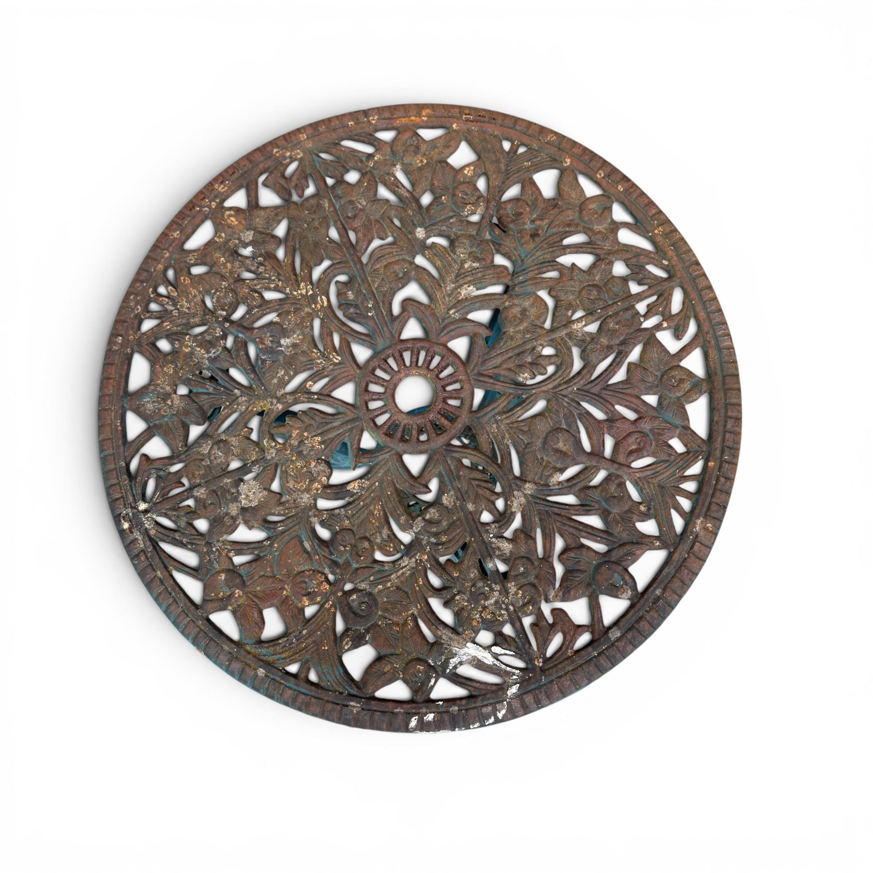Cast iron garden table and four chairs, in the Art Nouveau style, with pierced floral and foliate decoration throughout, circular table raised on four cabriole legs with stretcher ring, chairs with shaped openwork backs and seats, in a weathered green finish