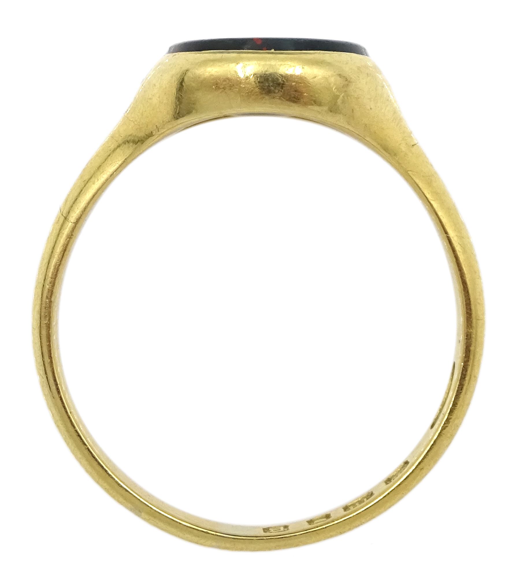 18ct gold seal ring, with bloodstone intaglio depicting a fly, Birmingham 1937