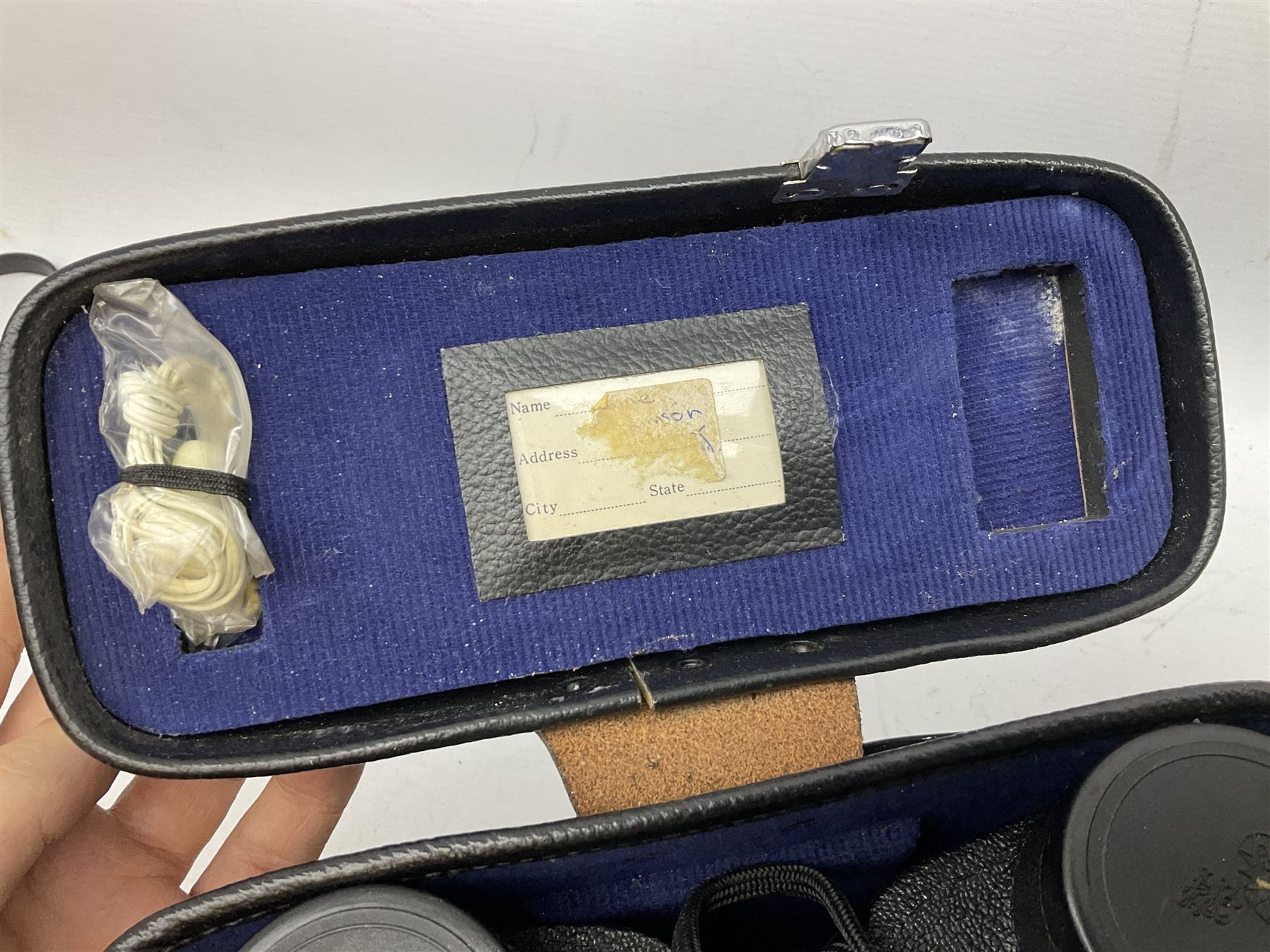 Eleven cased pairs of binoculars, to include Omiya 8x30, Tasco, Esde-Optik 8x40 Weitwinkel, Chinon 10x50 Field. Aico Rapide 8x30, Astralite zoom 6x- 14x32, etc
