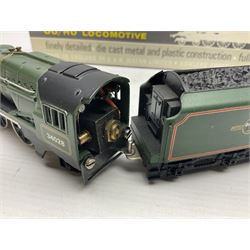 Wrenn '00' gauge - Rebuilt Bulleid Pacific 4-6-2 locomotive 'Eddystone' No.34028 in BR Green with centralised nameplate; boxed with instructions.