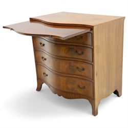 Early 20th-century Georgian design mahogany serpentine chest of drawers, rectangular-shaped top over a brush slide, and four long graduated drawers with brass swan neck handles, serpentine-shaped apron, raised on splayed front feet 