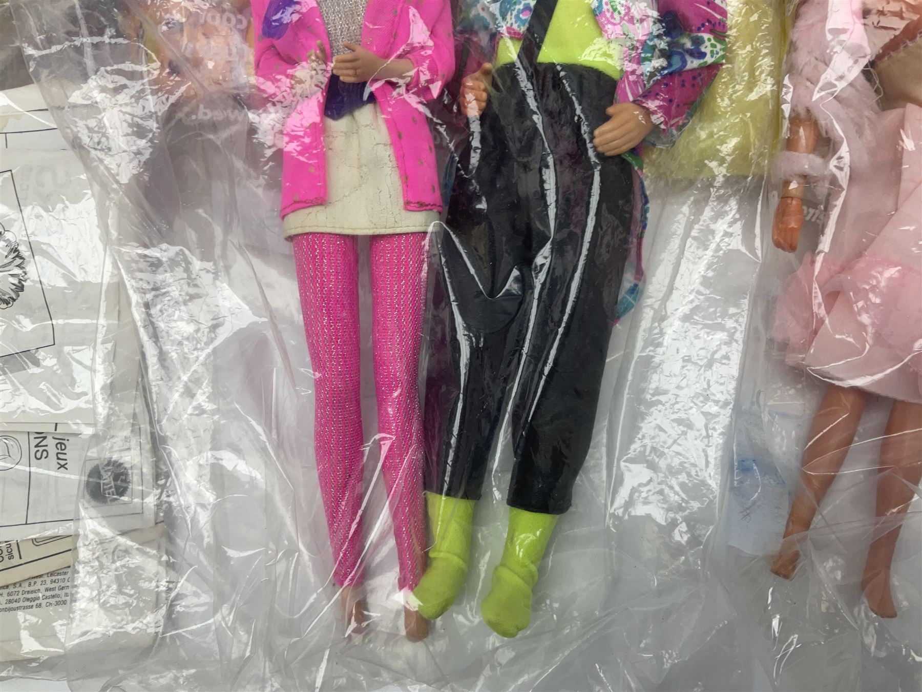 Barbie - 1980s fashion dolls comprising Tropical, Crystal, Barbie & Ken Rock Stars, Barbie & Ken with two babies; Barbie & child in matching yellow dresses, Pink 'n' Pretty and Barbie & Ken with Grandma, Grandpa and twins; all unboxed (17)