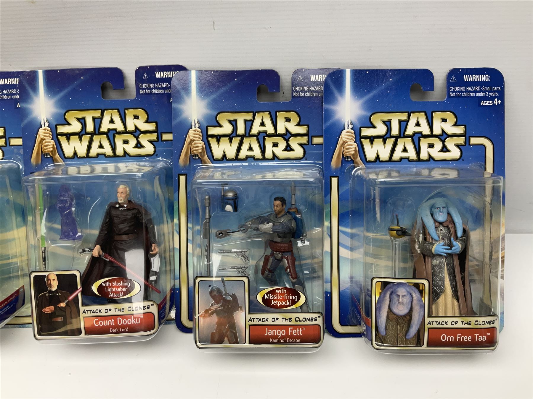 Star Wars - Attack of the Clones - thirty-two carded ac | Toys