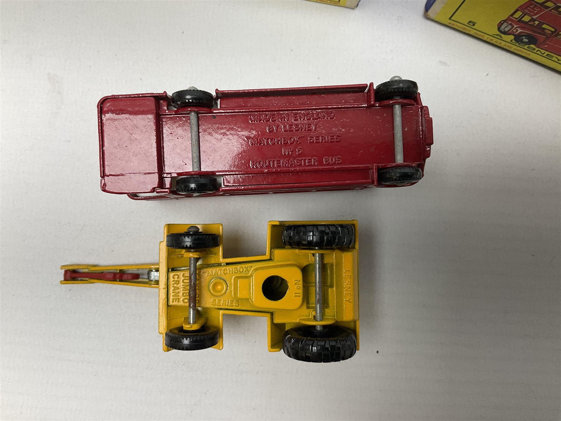 Matchbox 1-75 Series - Carry Case containing thirteen models comprising 2d, 5a, 8a, 9b, 10c, 11c, 13c, 14c, 17d, 25c, 27d, 28c and 31e (Superfast); all boxed