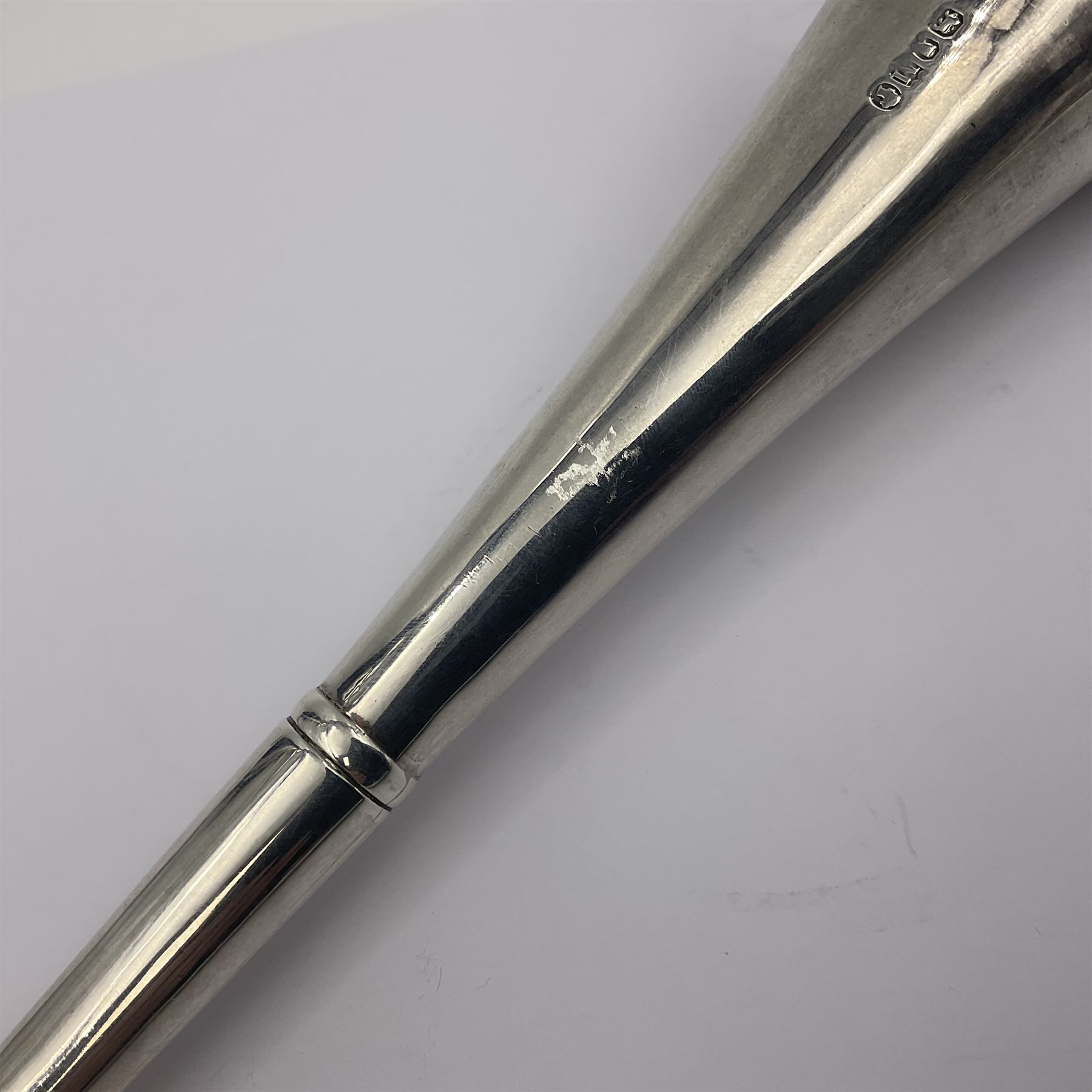 Victorian silver novelty table lighter, modelled in the form of a horn, hallmarked Joseph Braham, London 1887, L19cm