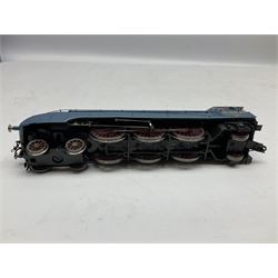 Hornby '00' gauge - Class A4 'Sir Nigel Gresley' locomotive no. 4498, 2008 special edition 