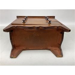 George III mahogany miniature chest of drawers, with three long graduated drawers with later knob handles, upon bracket feet with shaped apron, H24cm W25cm D13.5cm

With provenance detailed on card 'Antique Mahogany Miniature Chest of Drawers (Travellers Sample). Out of Allerton park home of Lord Mowbray & Stourton. Circa 1795. 