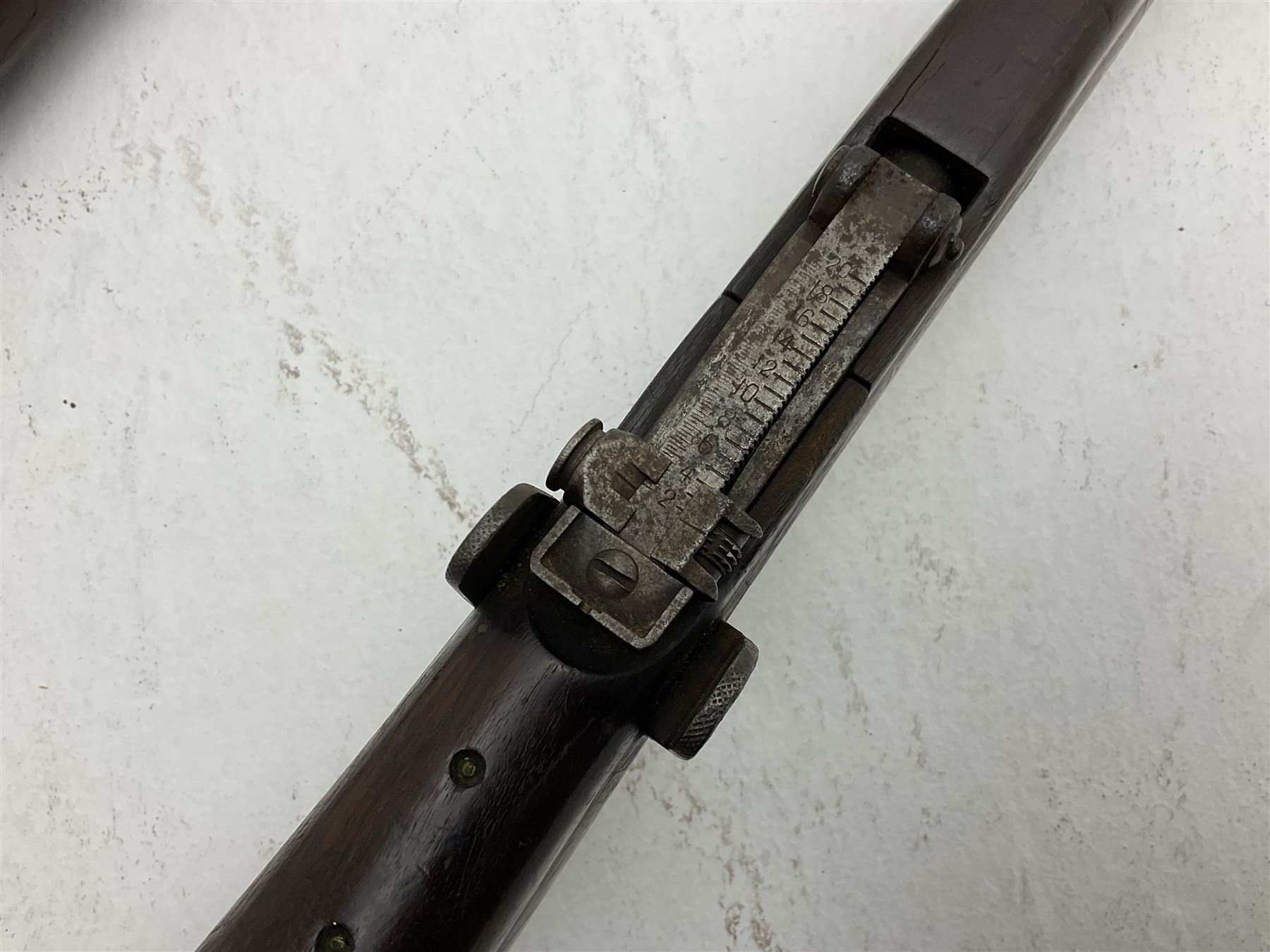 WW1 Lee Enfield SMLE .303 bolt action rifle with 63.5cm barrel and