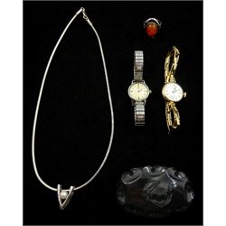 Griffon 9ct gold ladies wristwatch, on 9ct gold expanding strap, Omega ladies stainless steel manual wind wristwatch, on expanding strap, jet brooch, silver amber ring and a silver pearl necklace