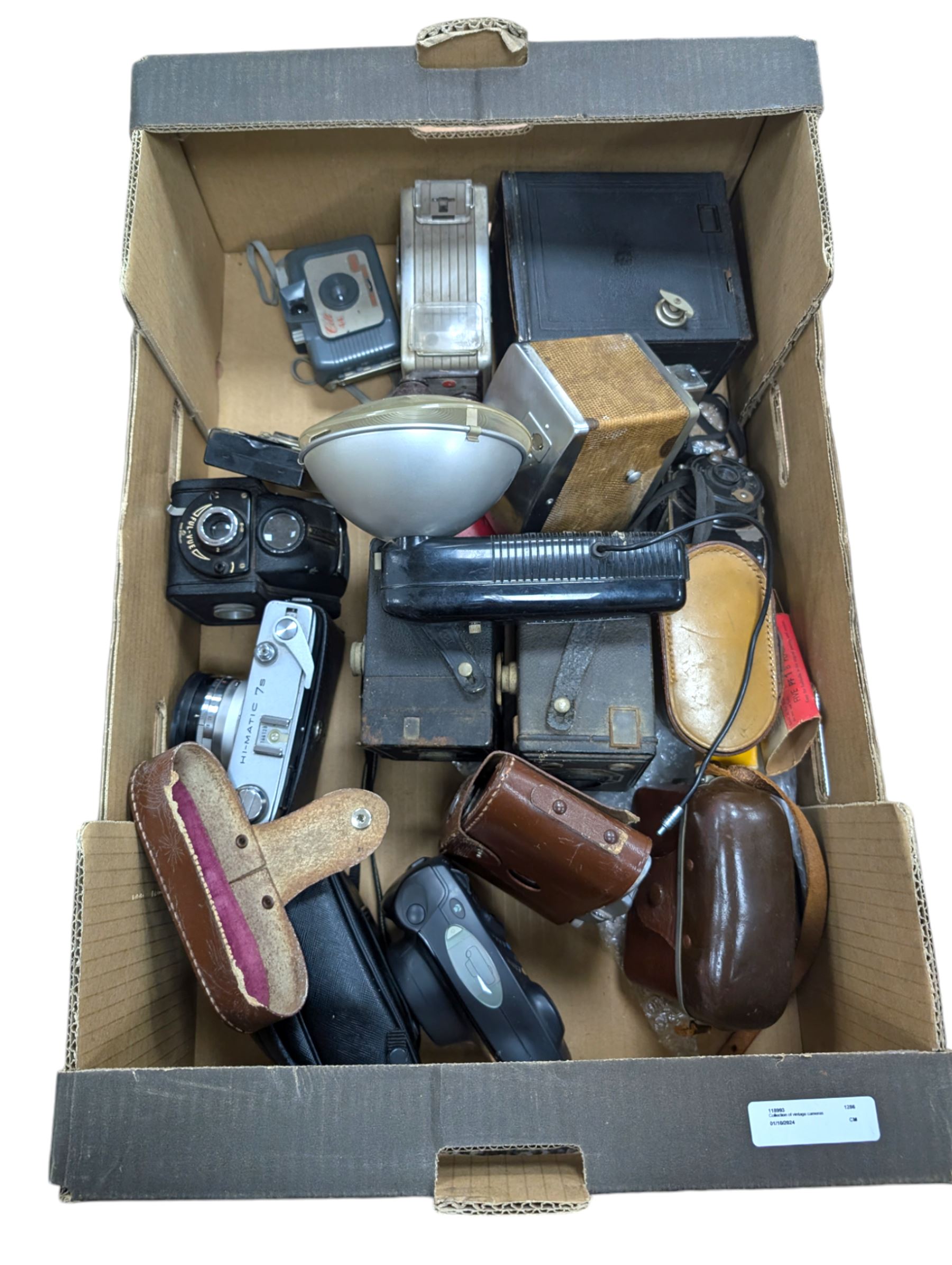 Collection of vintage cameras, including Minolta Hi-Matic 7S, No.2 C. Ensignette Deluxe, Zeiss Ikon etc